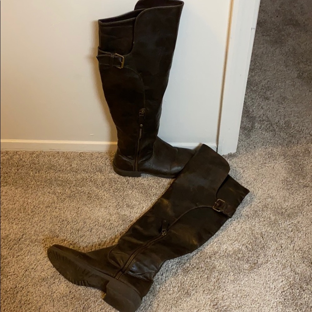 Over the knee boots